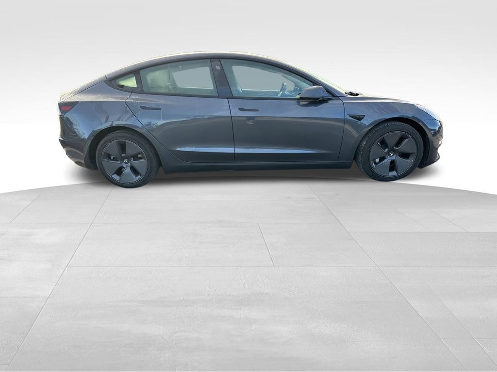 2023 Tesla Model 3 Base 8