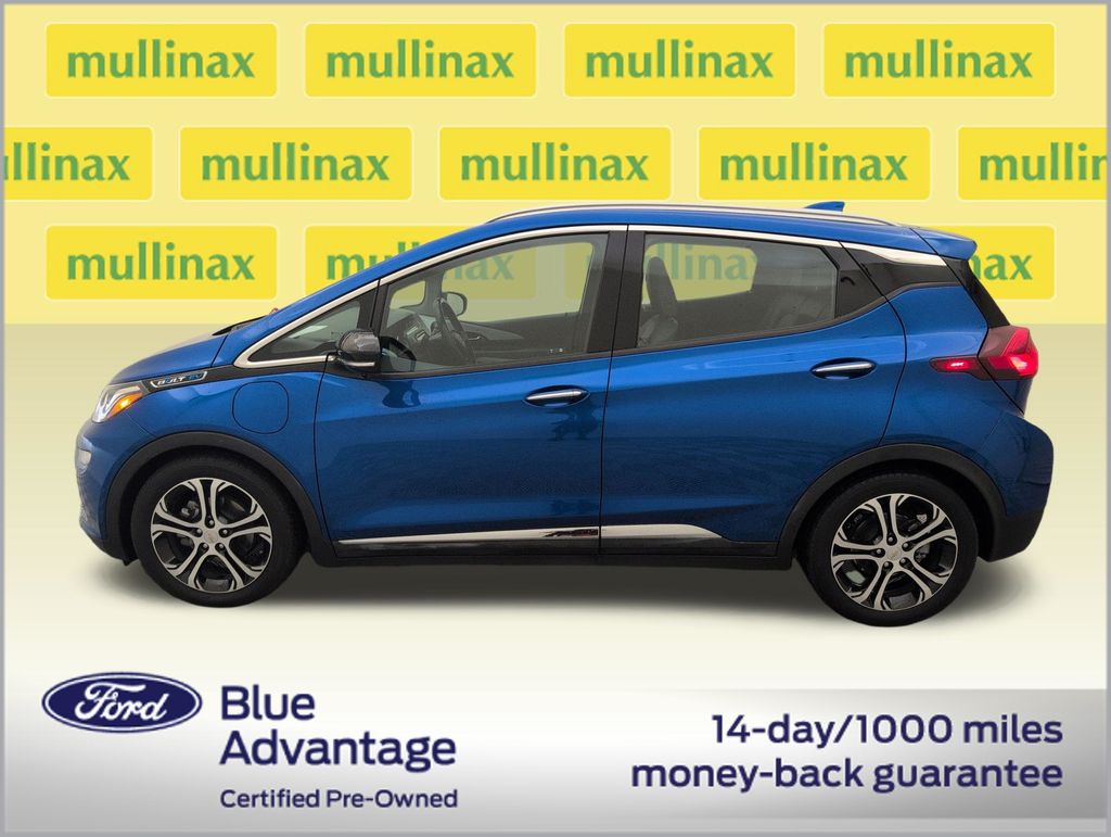 Certified Used 2021 Blue Chevrolet Premier image 10