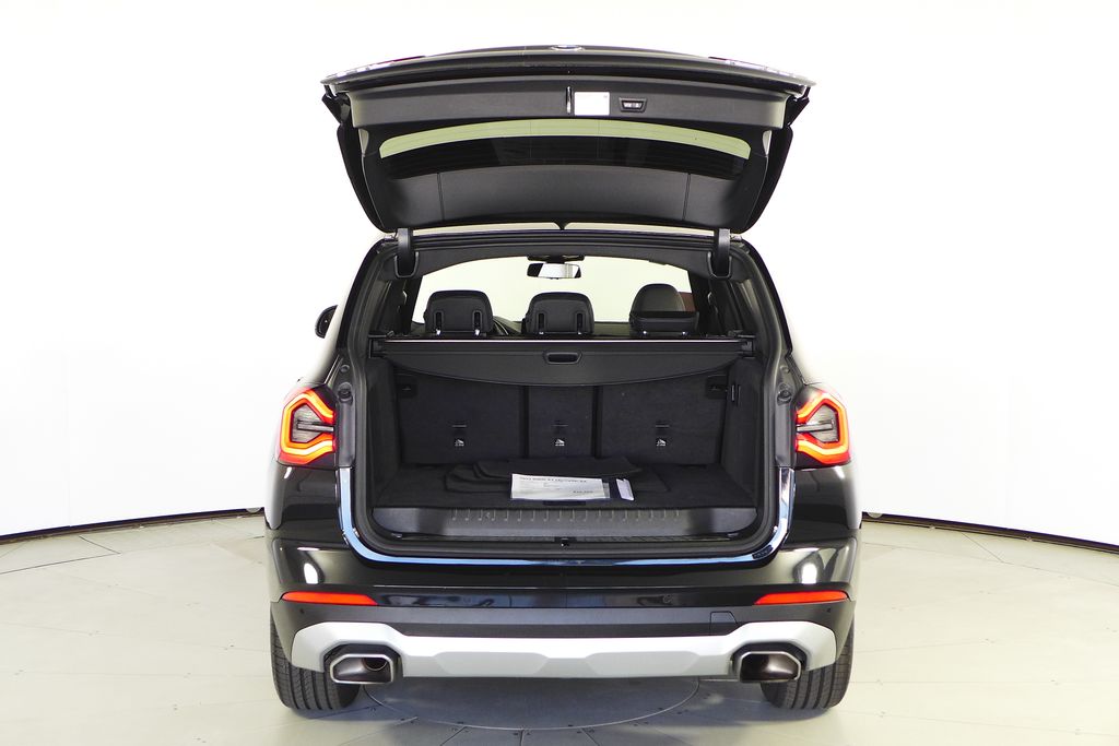 Thumbnail: 2022 BMW X3 - 10