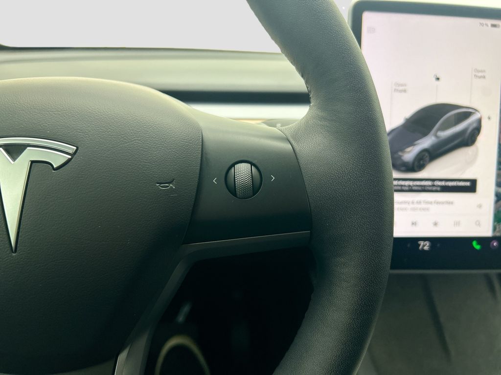 Thumbnail: 2022 Tesla Model Y - 12