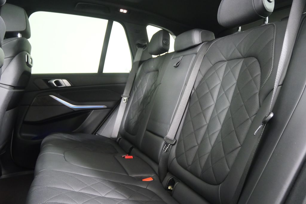 Thumbnail: 2024 BMW X5 - 15