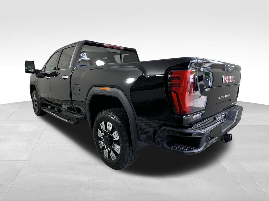 2024 GMC Sierra 2500HD Denali 3