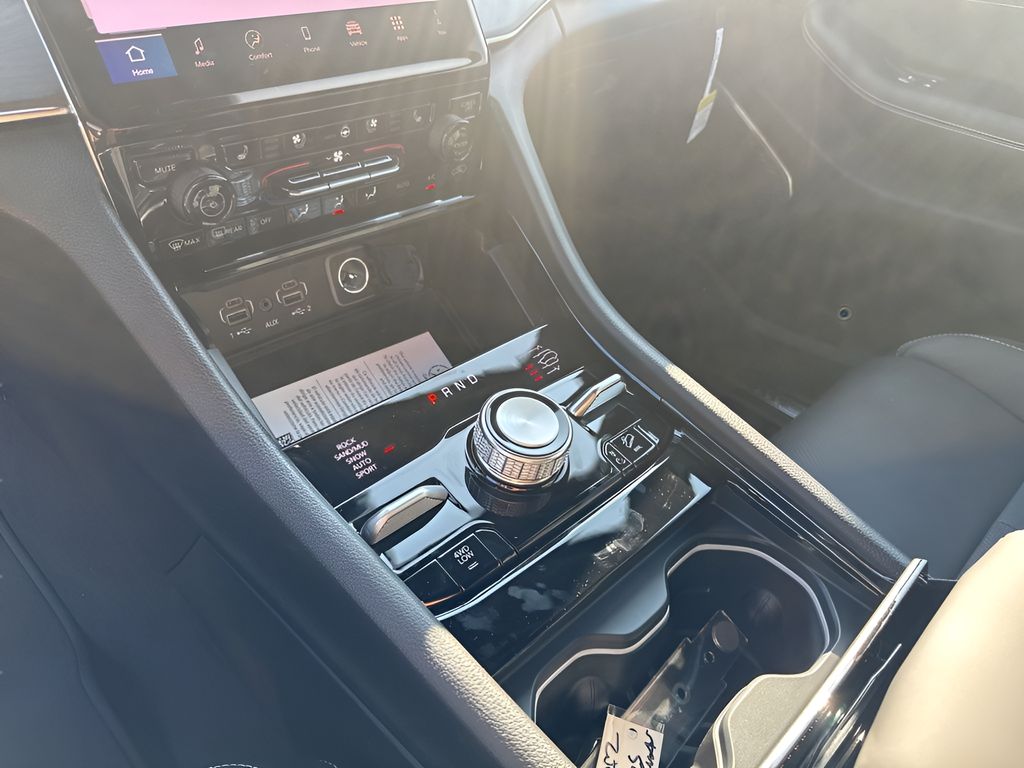 New Car 2025 Jeep Grand Cherokee L  Overland For Sale Under $60,000 In Austin, Texas