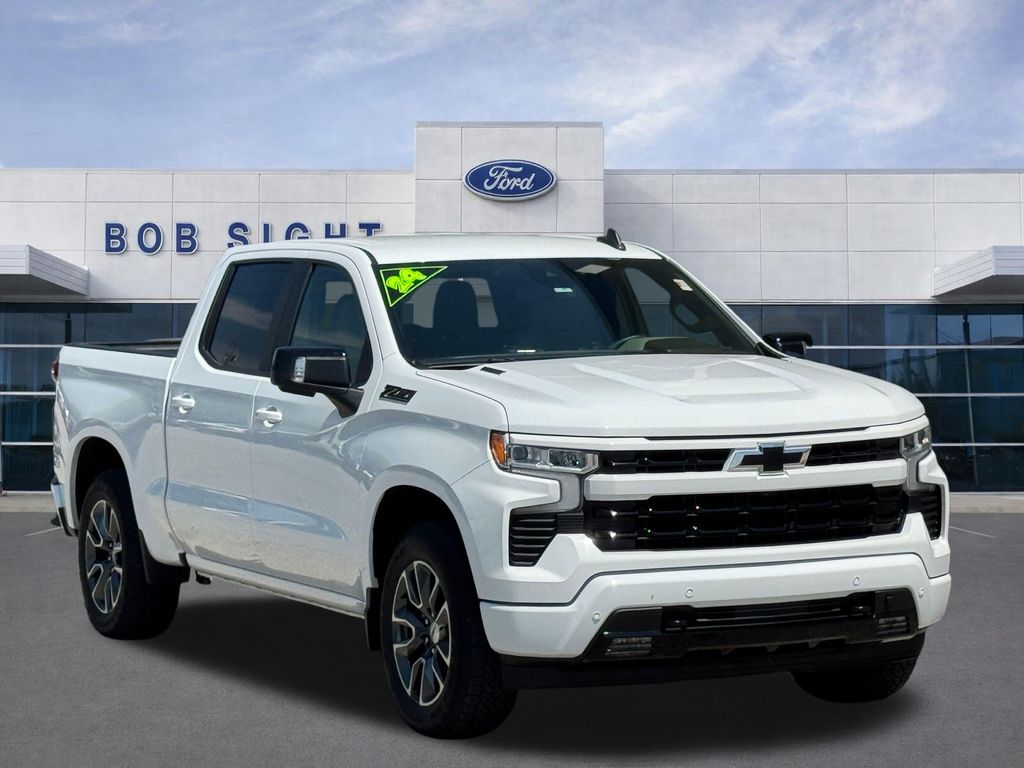 Used 2024 Chevrolet Silverado 1500 RST with VIN 1GCUDEE81RZ234772 for sale in Kansas City