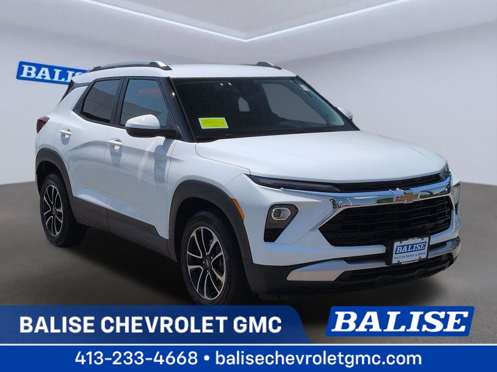 Summit White 2026 Chevrolet Trailblazer SUV / Crossover Front-Wheel Drive Continuously Variable Transmission