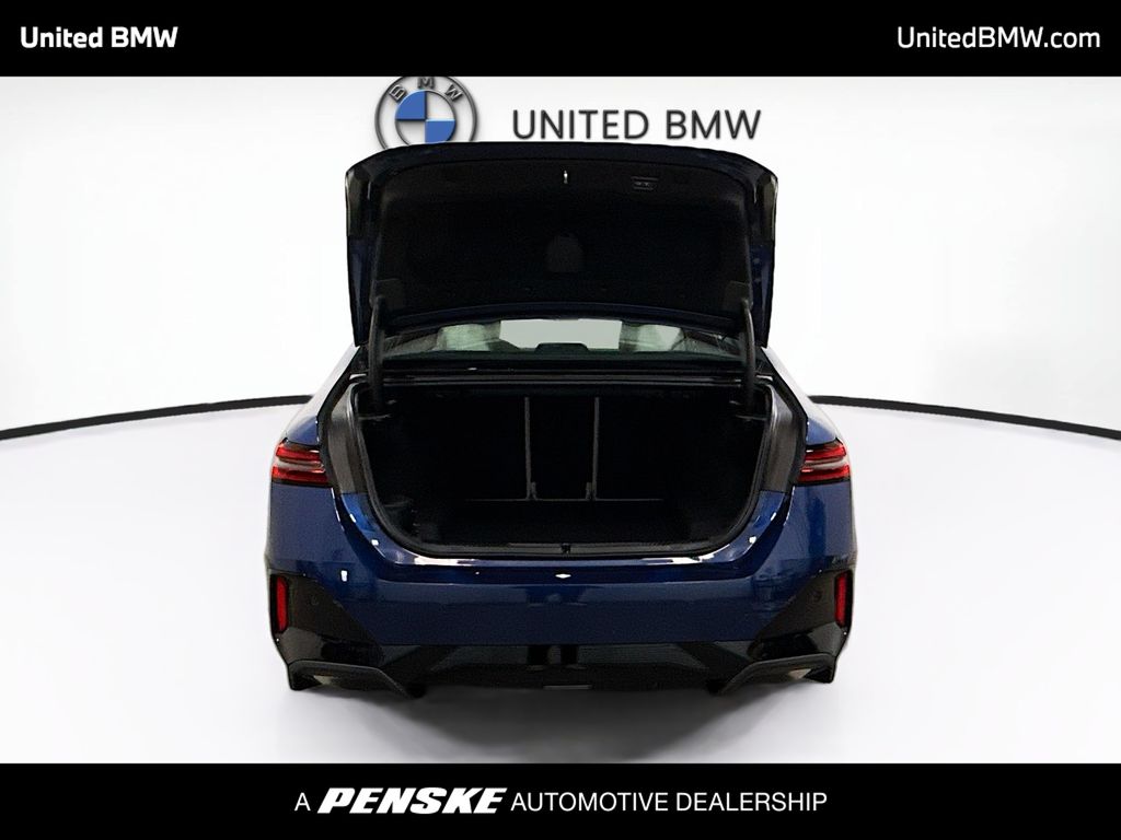 Thumbnail: 2026 BMW 5 Series - 14