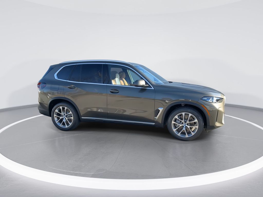 2025 BMW X5 xDrive50e 9