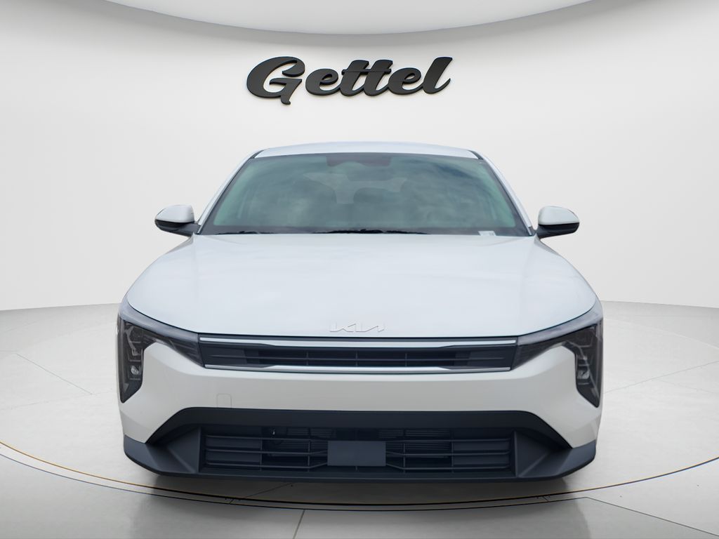 New 2026 White Kia LXS image 2