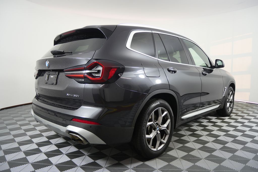 Thumbnail: 2023 BMW X3 - 3