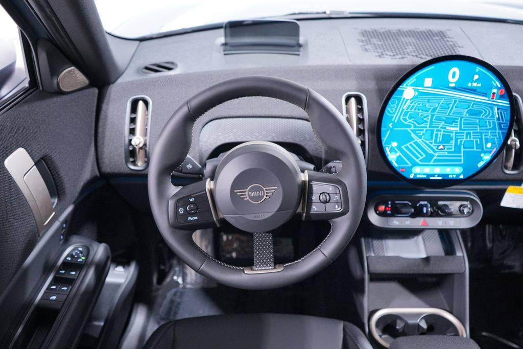 Thumbnail: 2027 MINI Cooper Countryman - 11