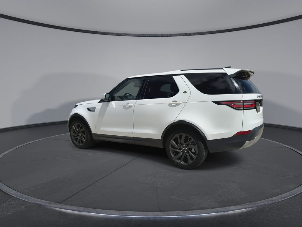 Thumbnail: 2018 Land Rover Discovery - 6