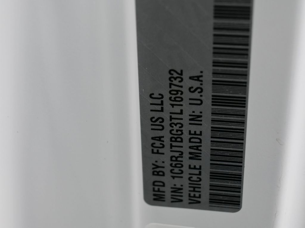 New 2026 Bright White Clearcoat Jeep Rubicon image 15