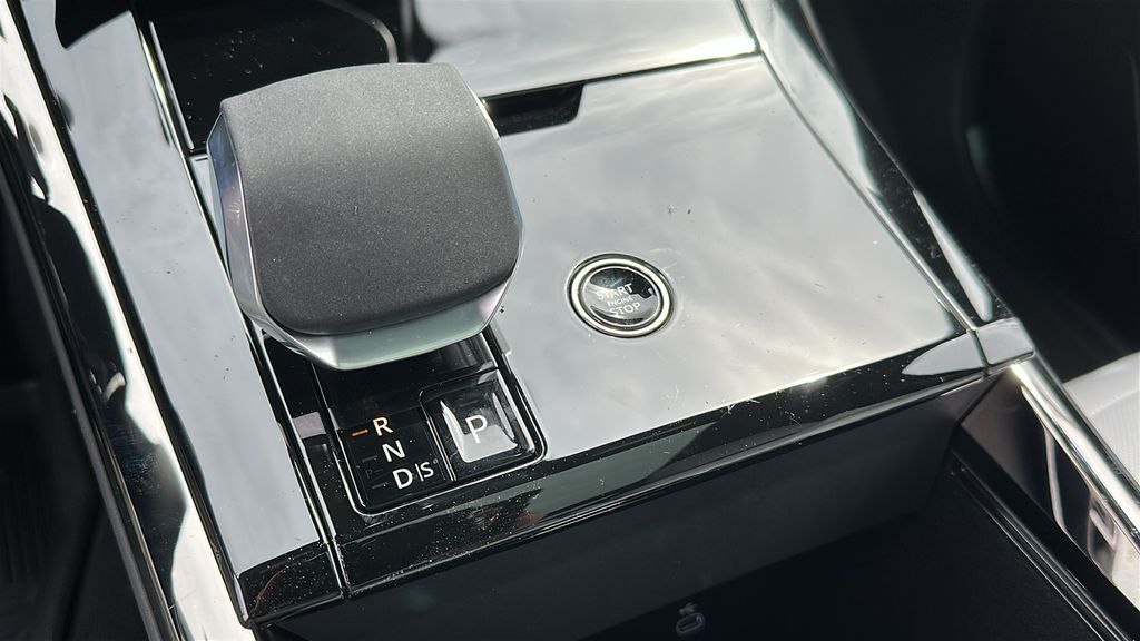 new 2026 Land Rover Range Rover Sport car, priced at $94,490