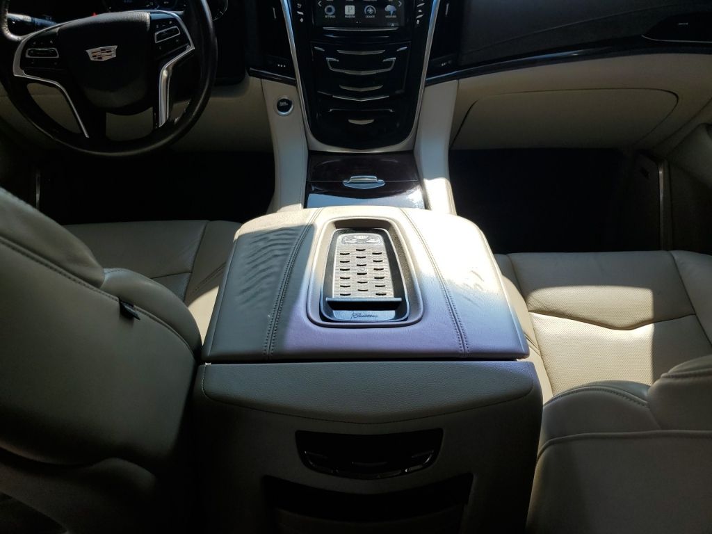 2016 Cadillac Escalade Esv  Utility Luxury Rear Wheel Drive In Austin, Texas