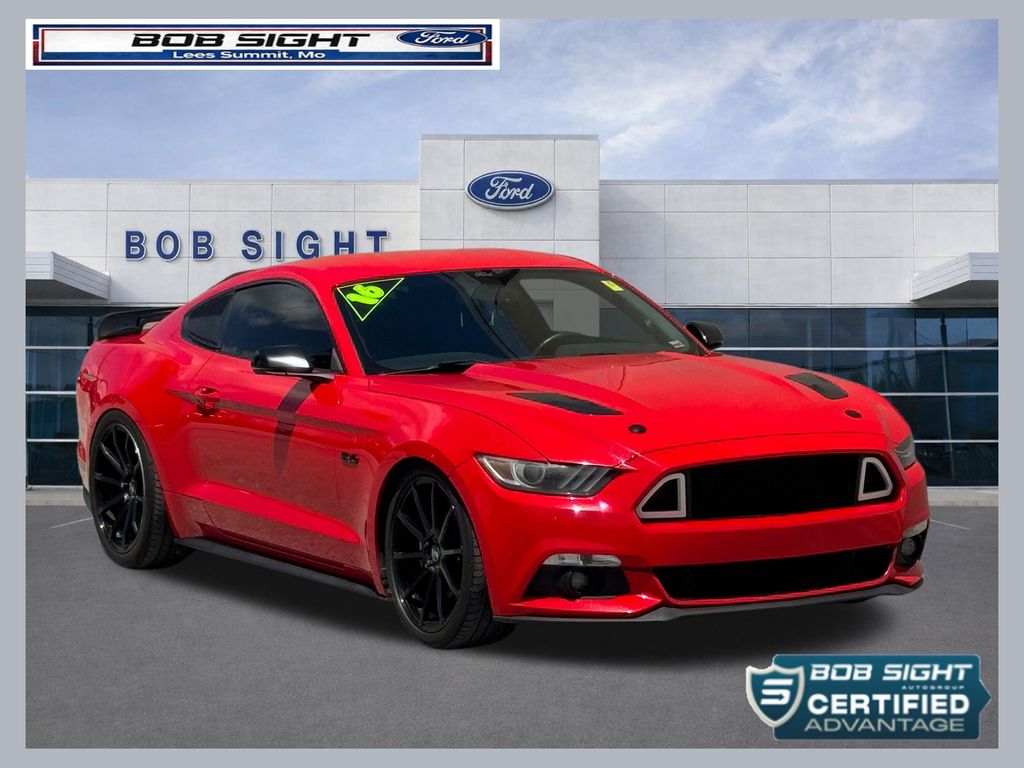 2016 Ford Mustang GT Coupe Premium's photo
