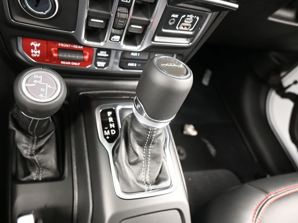 New 2026 Bright White Clearcoat Jeep Rubicon image 20