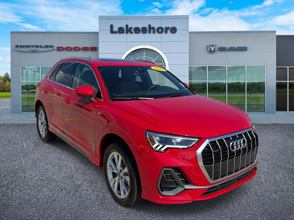 Progressive Red Metallic 2025 Audi Q3 SUV / Crossover All-Wheel Drive 8-Speed Automatic