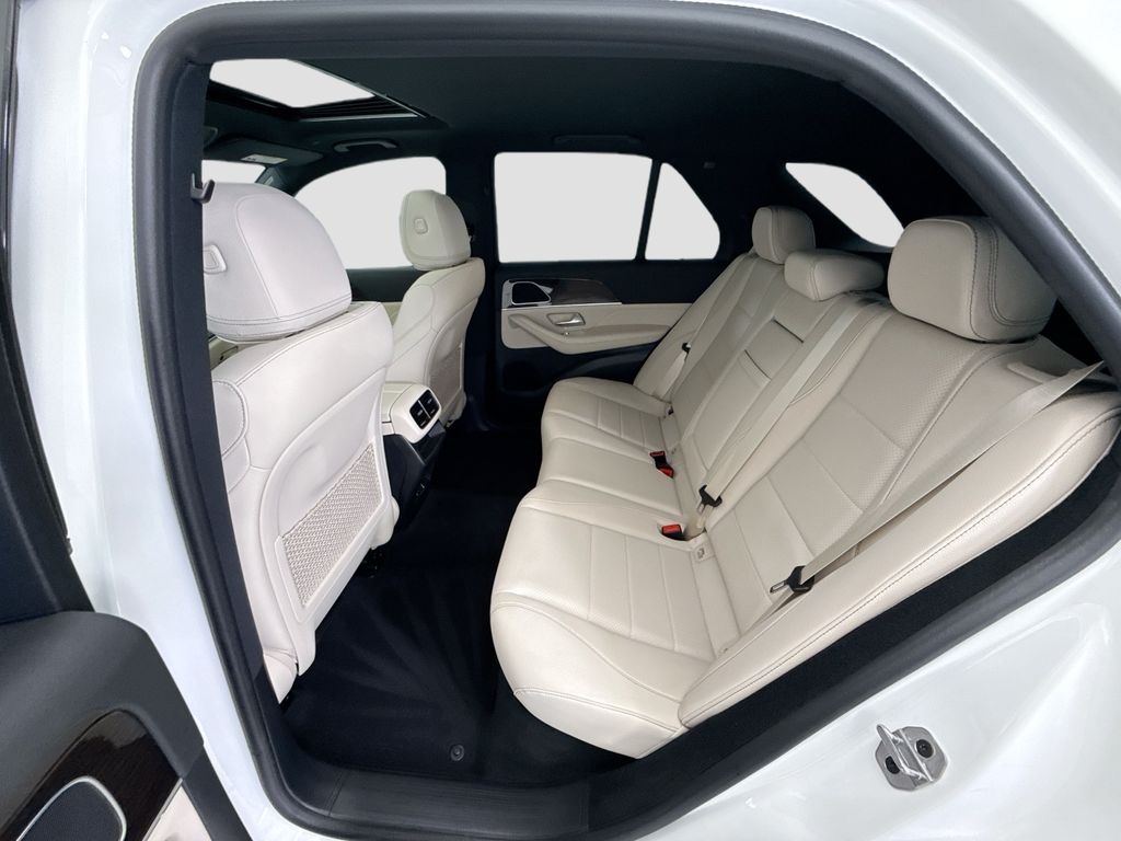 Thumbnail: 2025 Mercedes-Benz GLE - 20