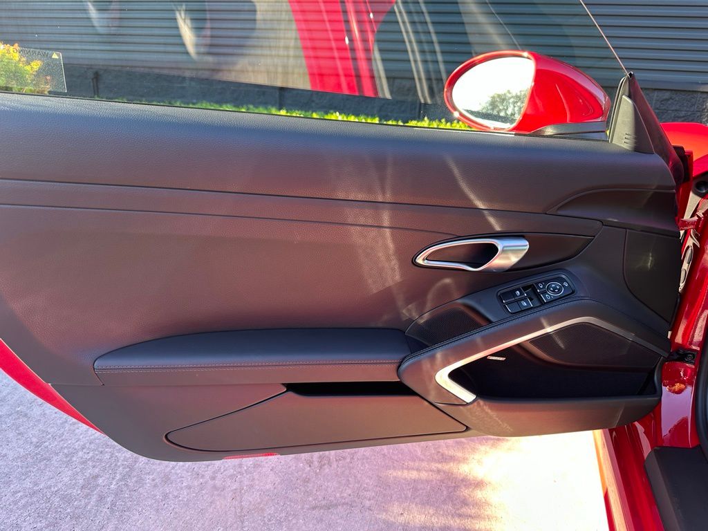 Thumbnail: 2025 Porsche 718 Cayman - 19