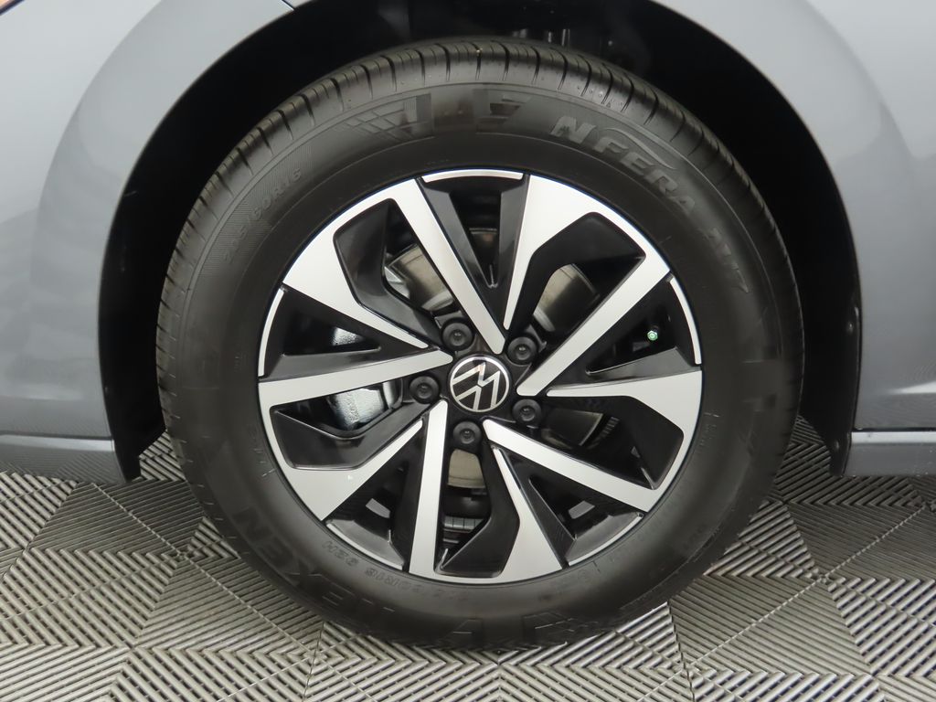 Thumbnail: 2025 Volkswagen Jetta - 31