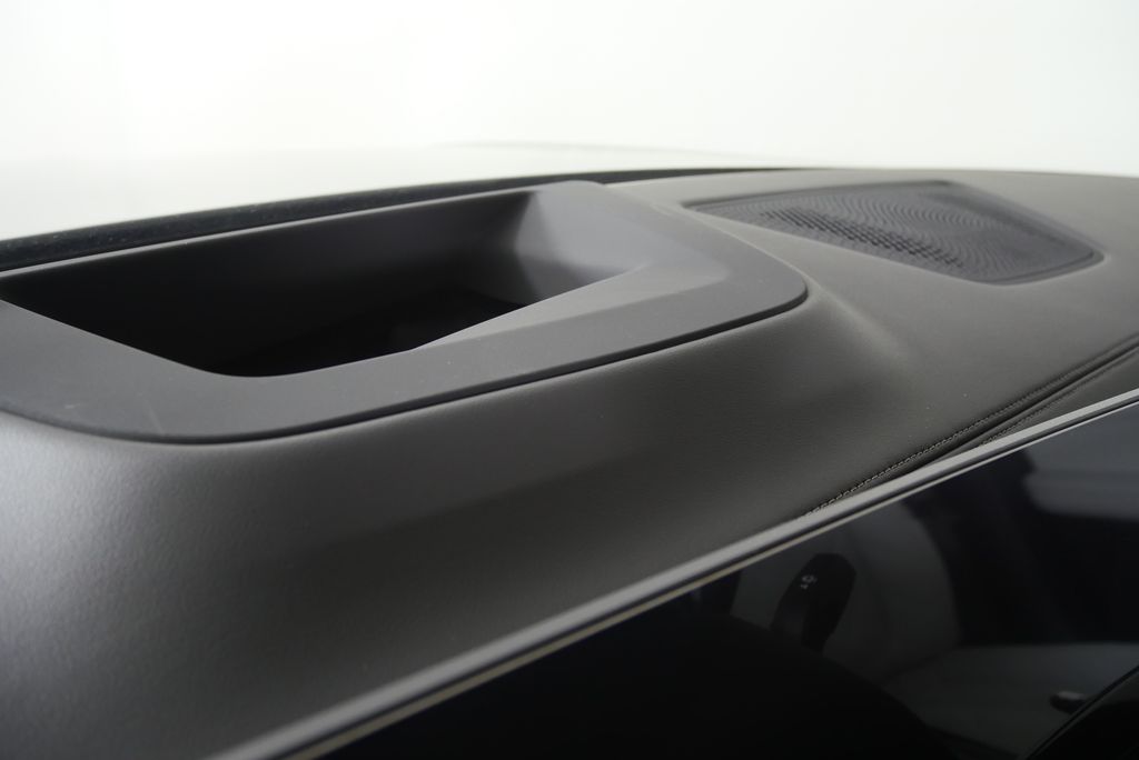 Thumbnail: 2027 BMW X7 - 20