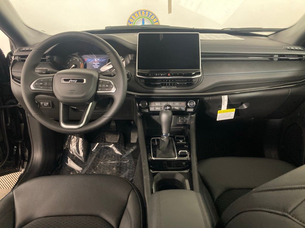 New 2026 Black Jeep Latitude image 7