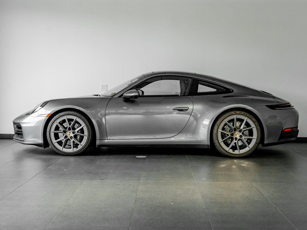 Certified Used 2025  Porsche Carrera image 2