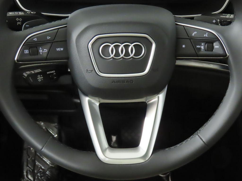 Thumbnail: 2025 Audi Q3 - 15