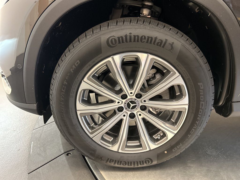 Thumbnail: 2026 Mercedes-Benz GLC - 10