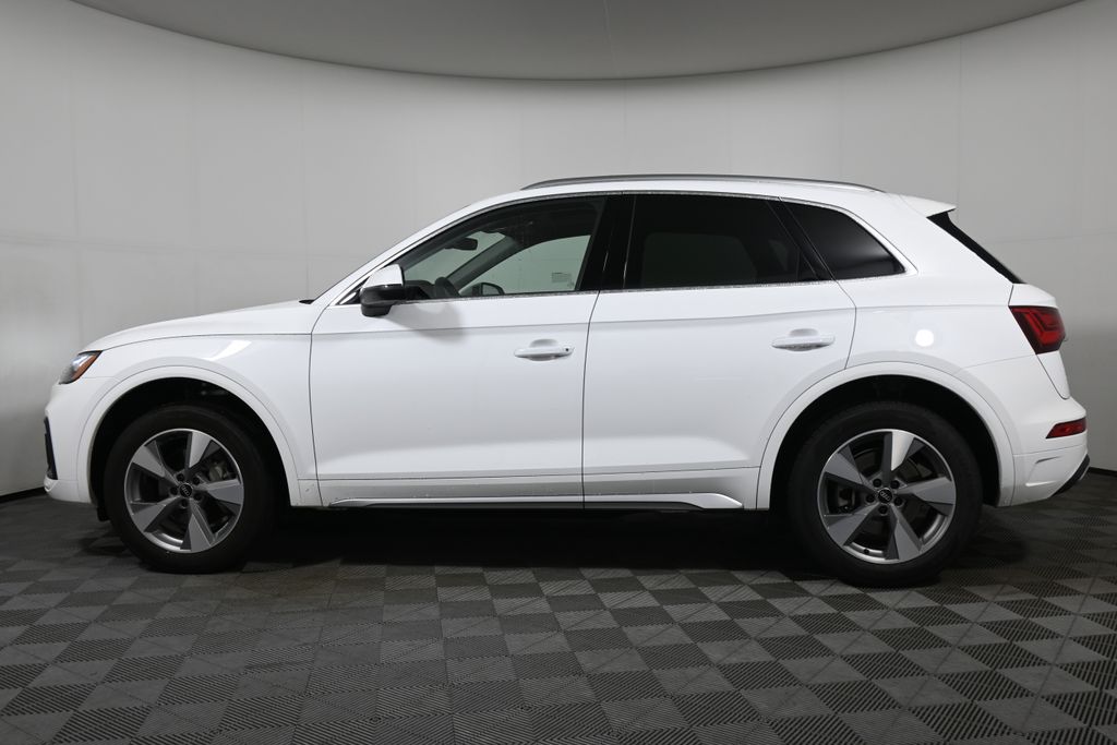 Thumbnail: 2023 Audi Q5 - 2