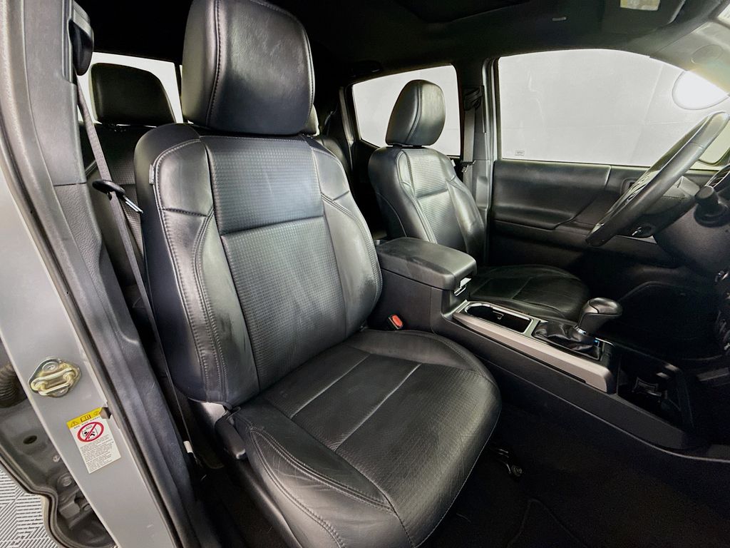2019 Toyota Tacoma Limited 25