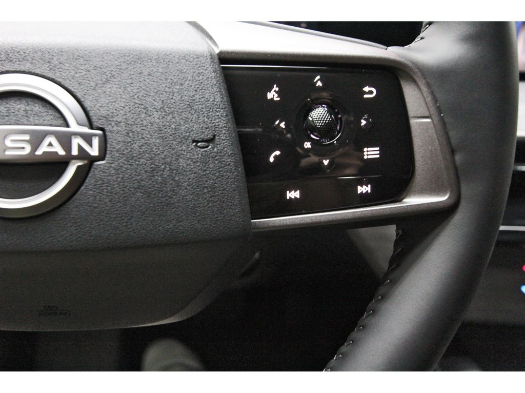 2025 Nissan Murano SV White at Central Houston Nissan