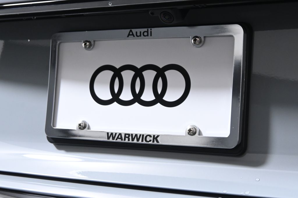 Thumbnail: 2026 Audi Q3 - 14