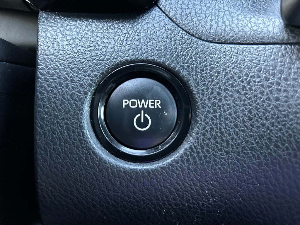 Thumbnail: 2025 Toyota Camry - 28