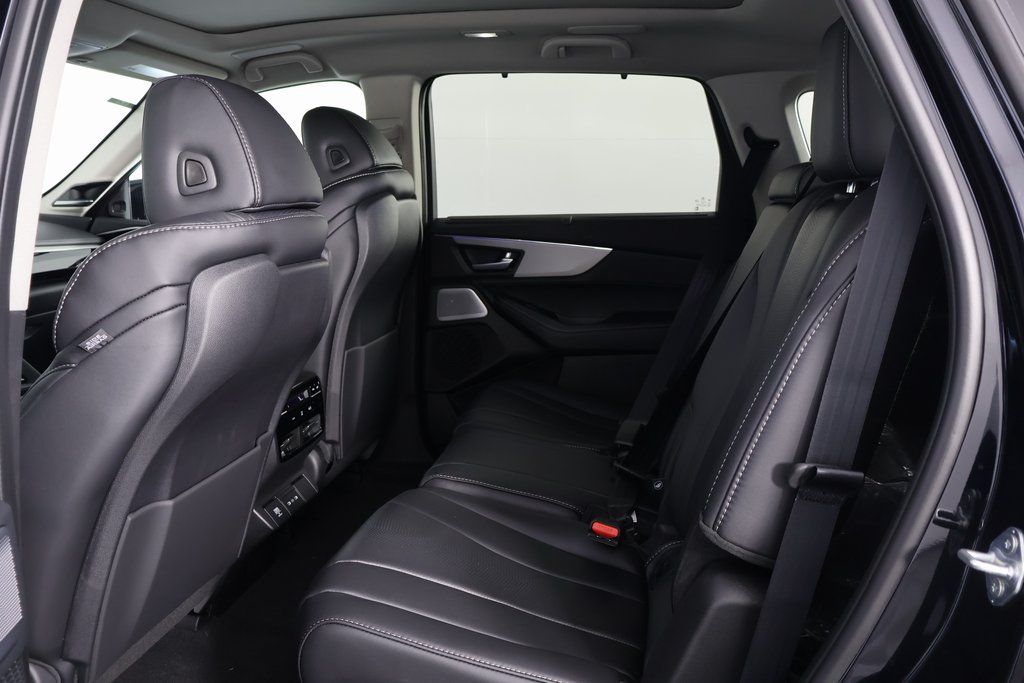 Thumbnail: 2026 Acura MDX - 6