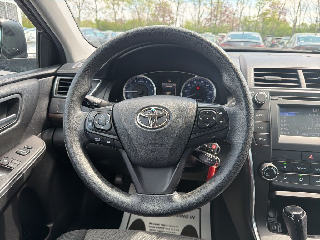 Thumbnail: 2016 Toyota Camry - 12