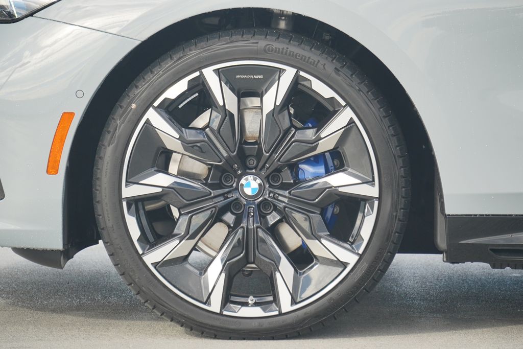 2026 Bmw 530i 530i xDrive photo 2