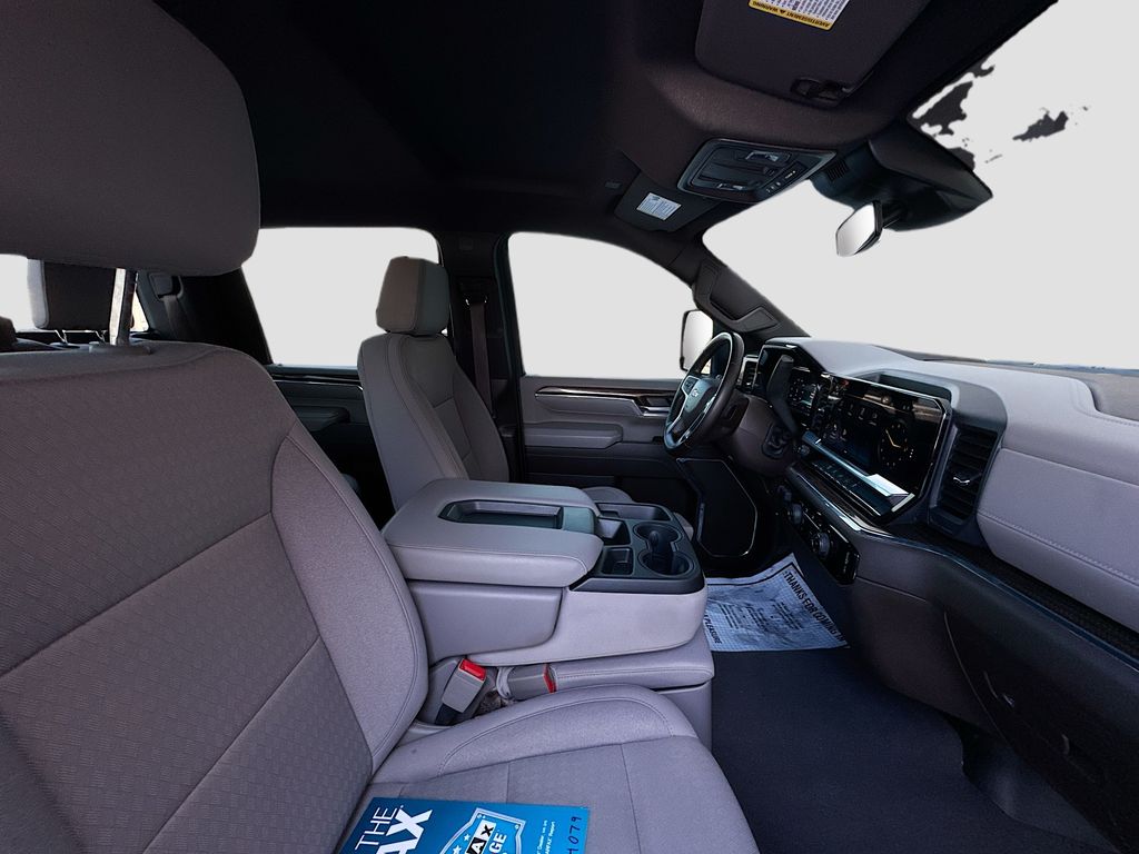 2024 Chevrolet Silverado 3500HD LT - Photo 30