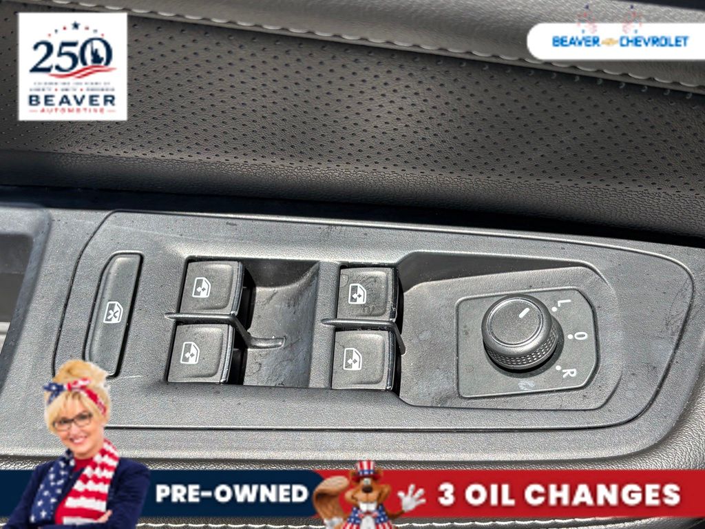 Used 2025 Volkswagen Atlas SUV