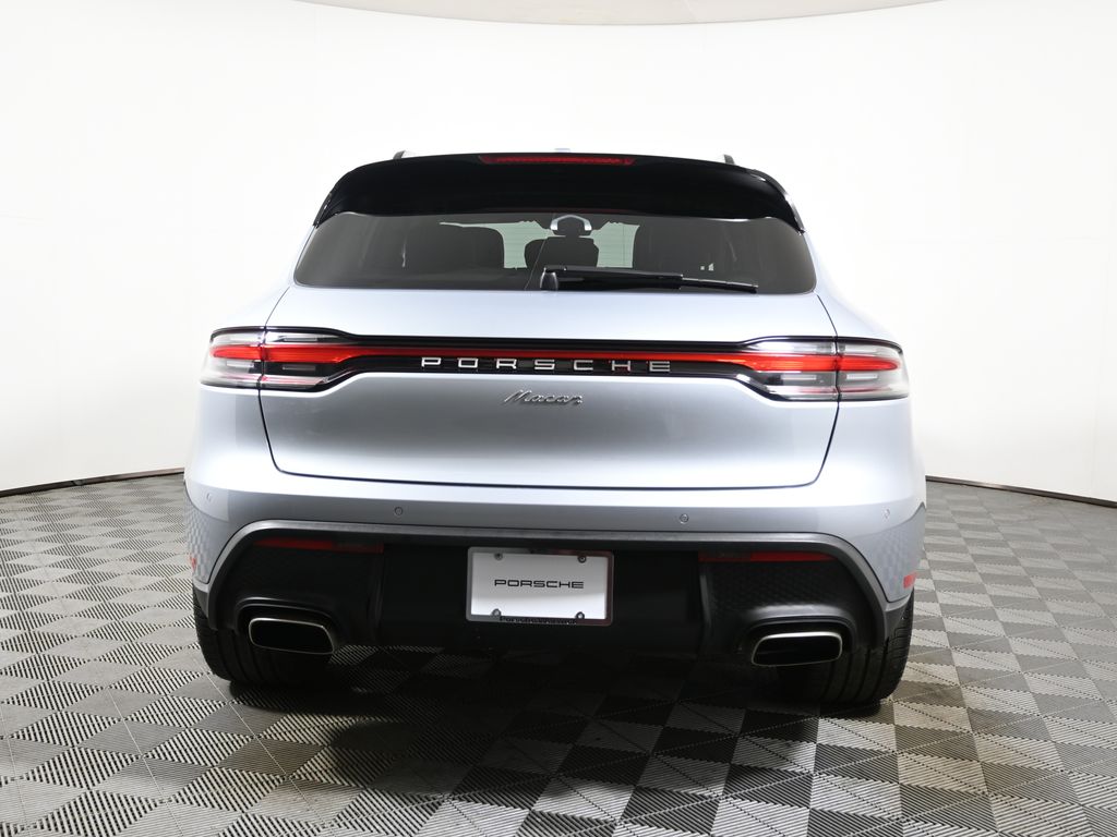 Thumbnail: 2024 Porsche Macan - 6