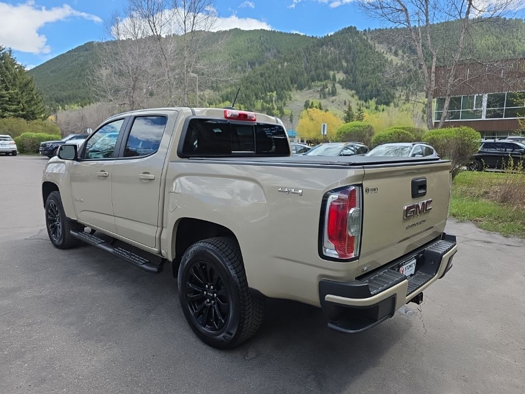 View vehicle photo 4