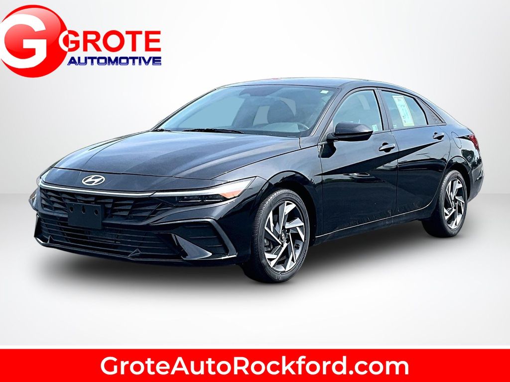 Abyss Black 2025 Hyundai Elantra Sedan Front-Wheel Drive Continuously Variable Transmission
