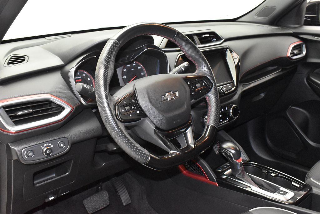 Thumbnail: 2023 Chevrolet TrailBlazer - 16