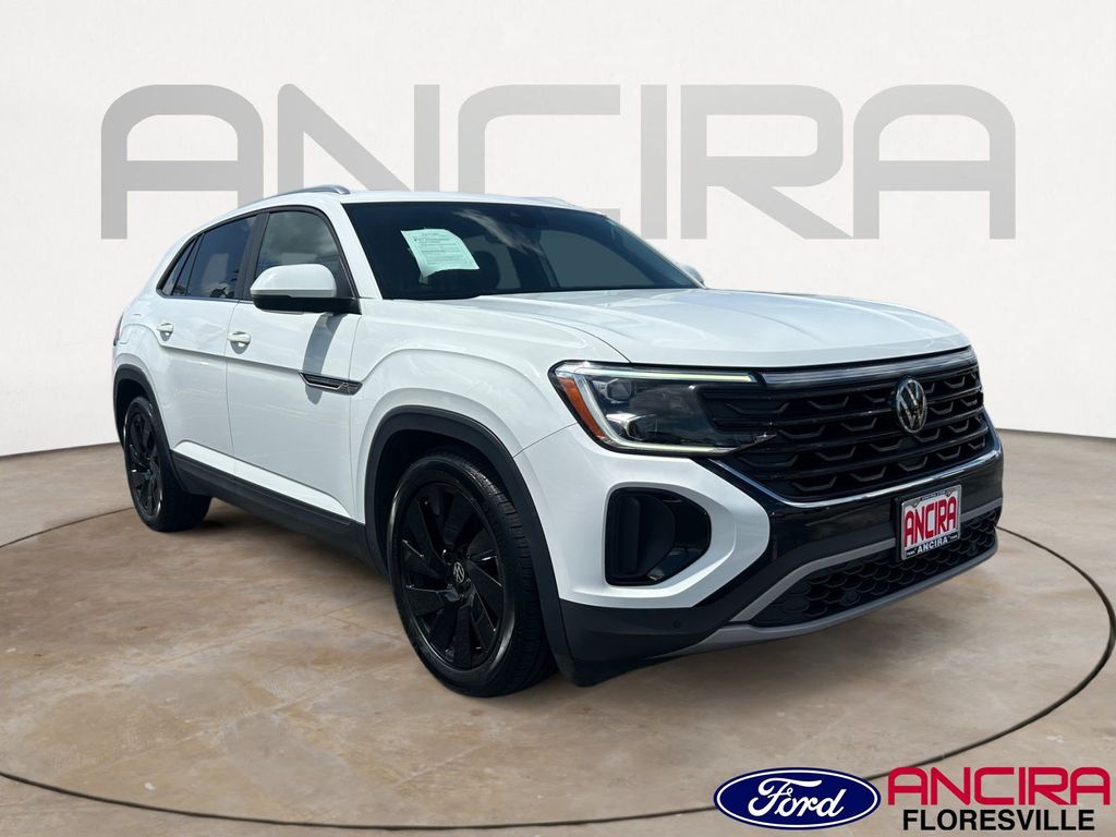 Used Car 2024 Volkswagen Atlas Cross Sport  2.0t Se W/technology For Sale Under $30,000 In Floresville, Texas