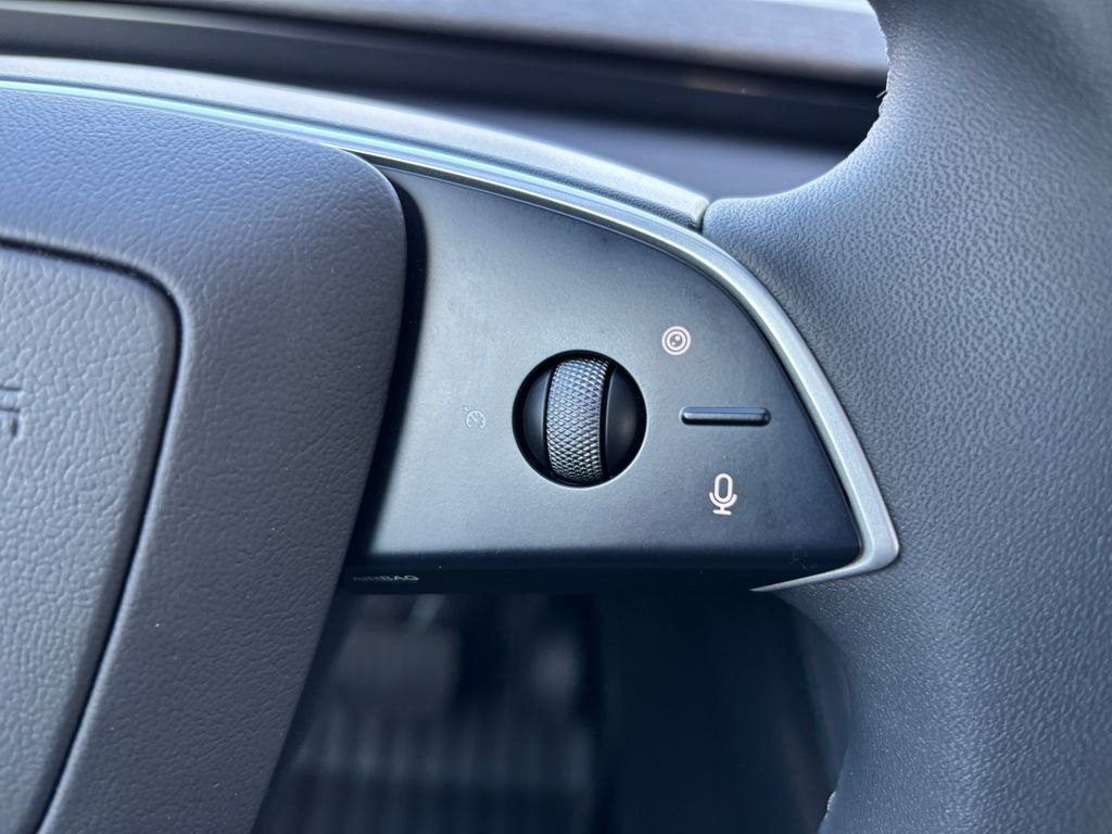 Thumbnail: 2026 Tesla Model Y - 12