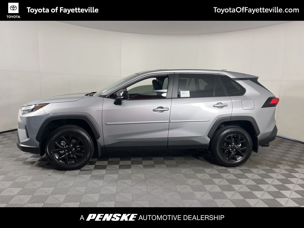 2025 Toyota RAV4 LE 2