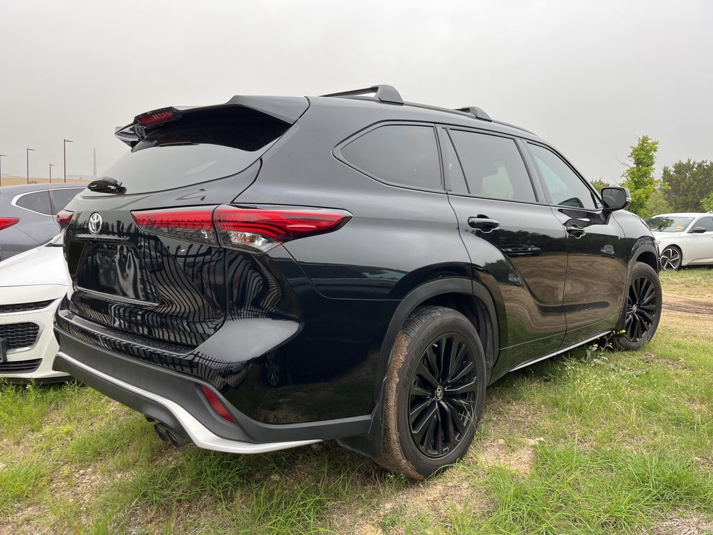2023 Toyota Highlander XSE 3
