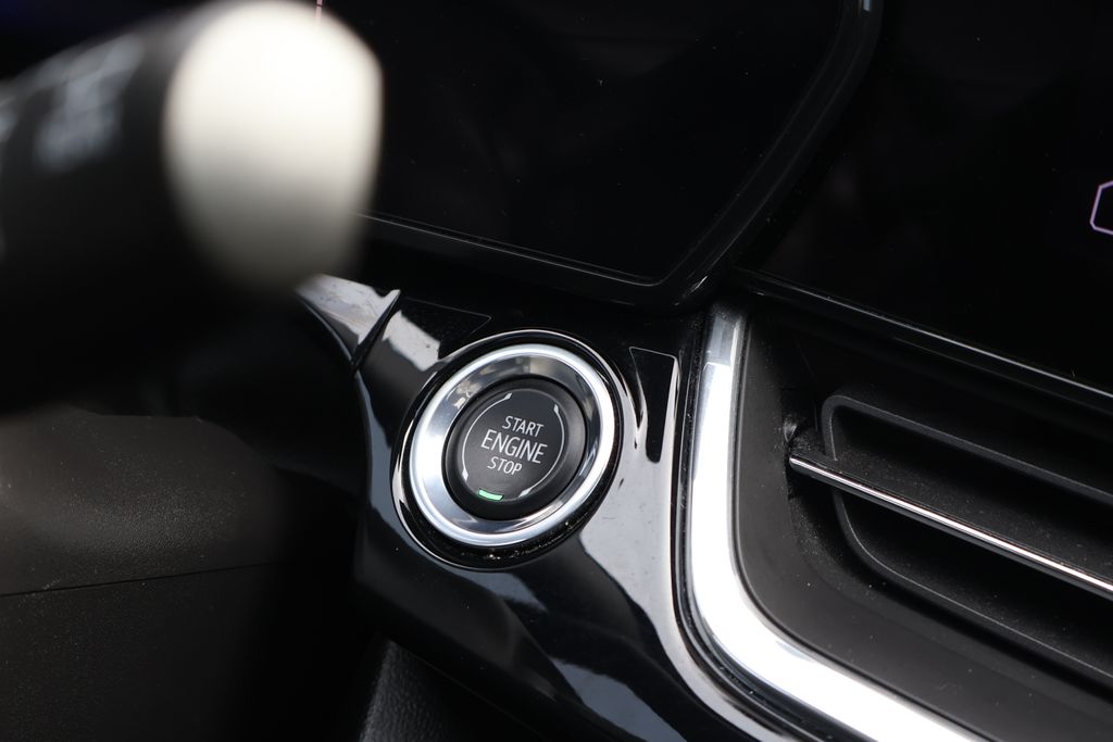 Thumbnail: 2024 Chevrolet Trax - 28