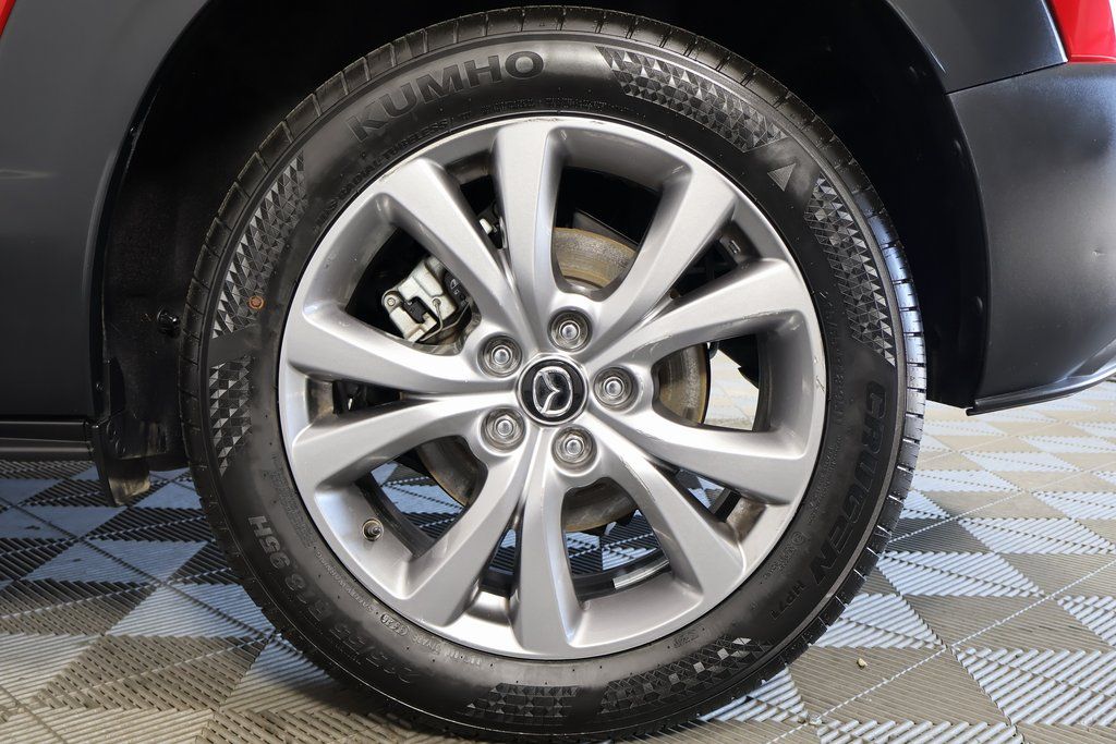 Thumbnail: 2023 Mazda CX-30 - 17