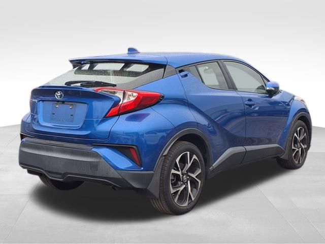 2020 Toyota C-HR XLE 7